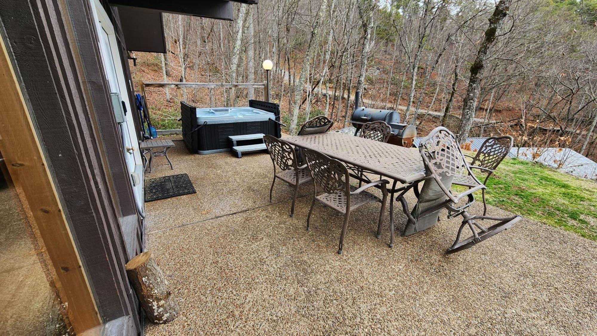 Lazy Bear Cabin เซอเวียร์วีล ภายนอก รูปภาพ