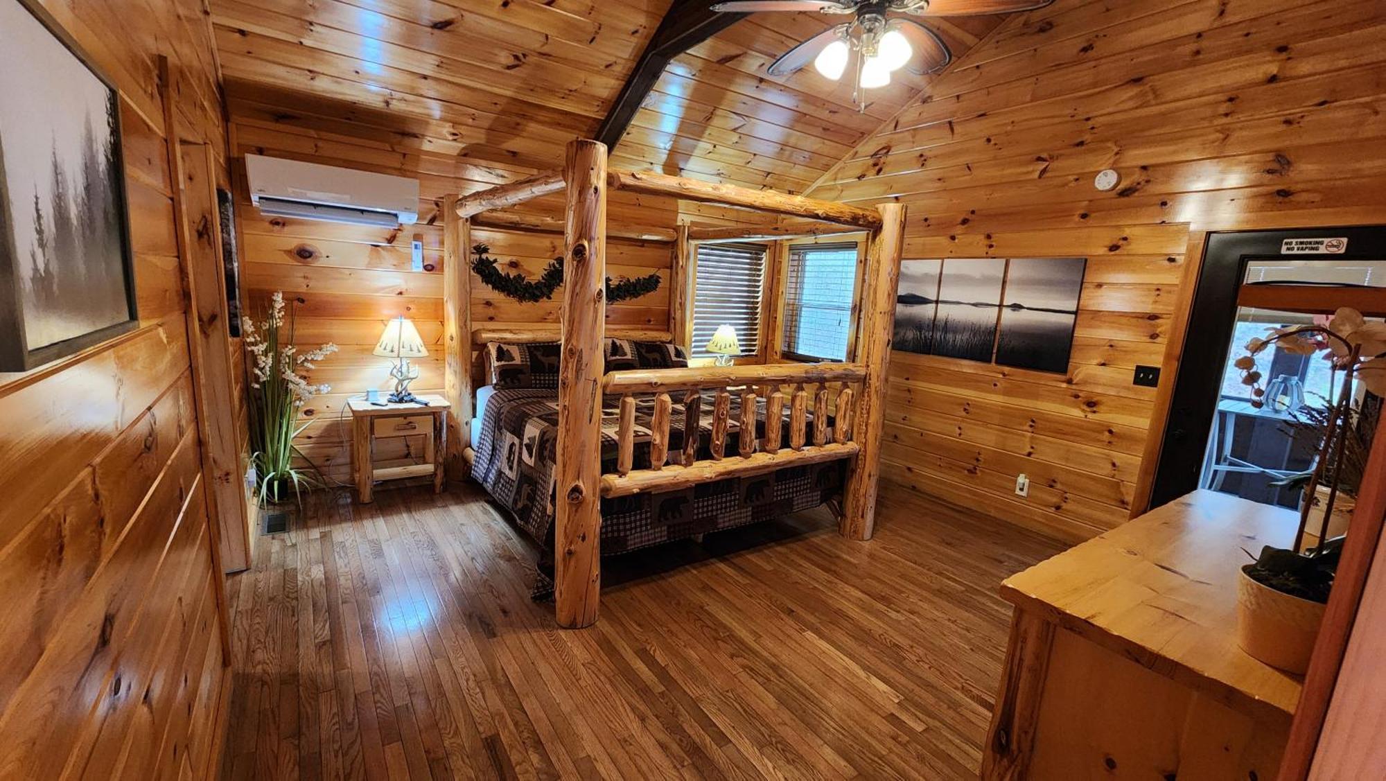 Lazy Bear Cabin เซอเวียร์วีล ภายนอก รูปภาพ